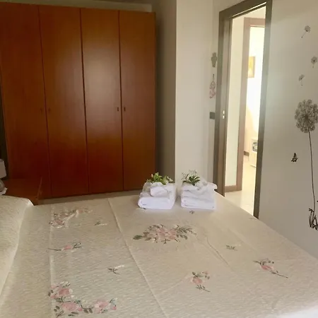 Castelletto Castello dʼAviano